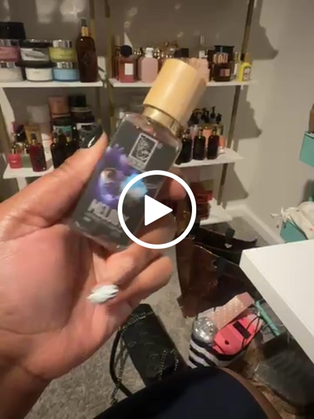 Customer video review of Melody