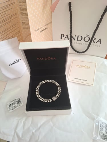 Customer photo review of PULSERA PANDORA TENIS TIMELESS PAVE BRILLANTE PLATA + KIT DE REGALO