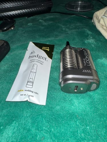 Customer photo review of 1 Gram THCA Blend Vape Cartridge | Wedding Cake - Indica