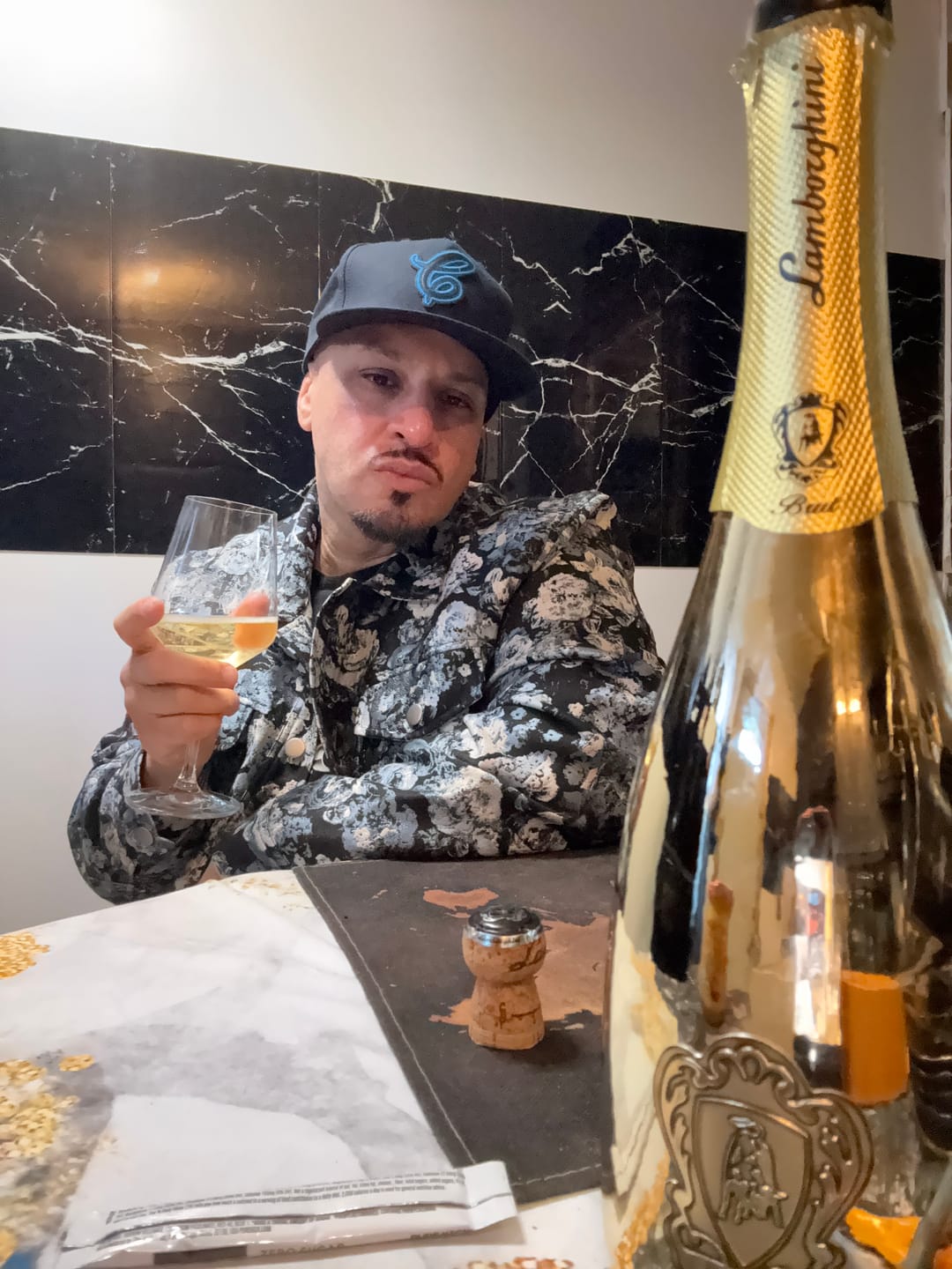 Customer photo review of Lamborghini Oro Vino Spumante with Gift Set