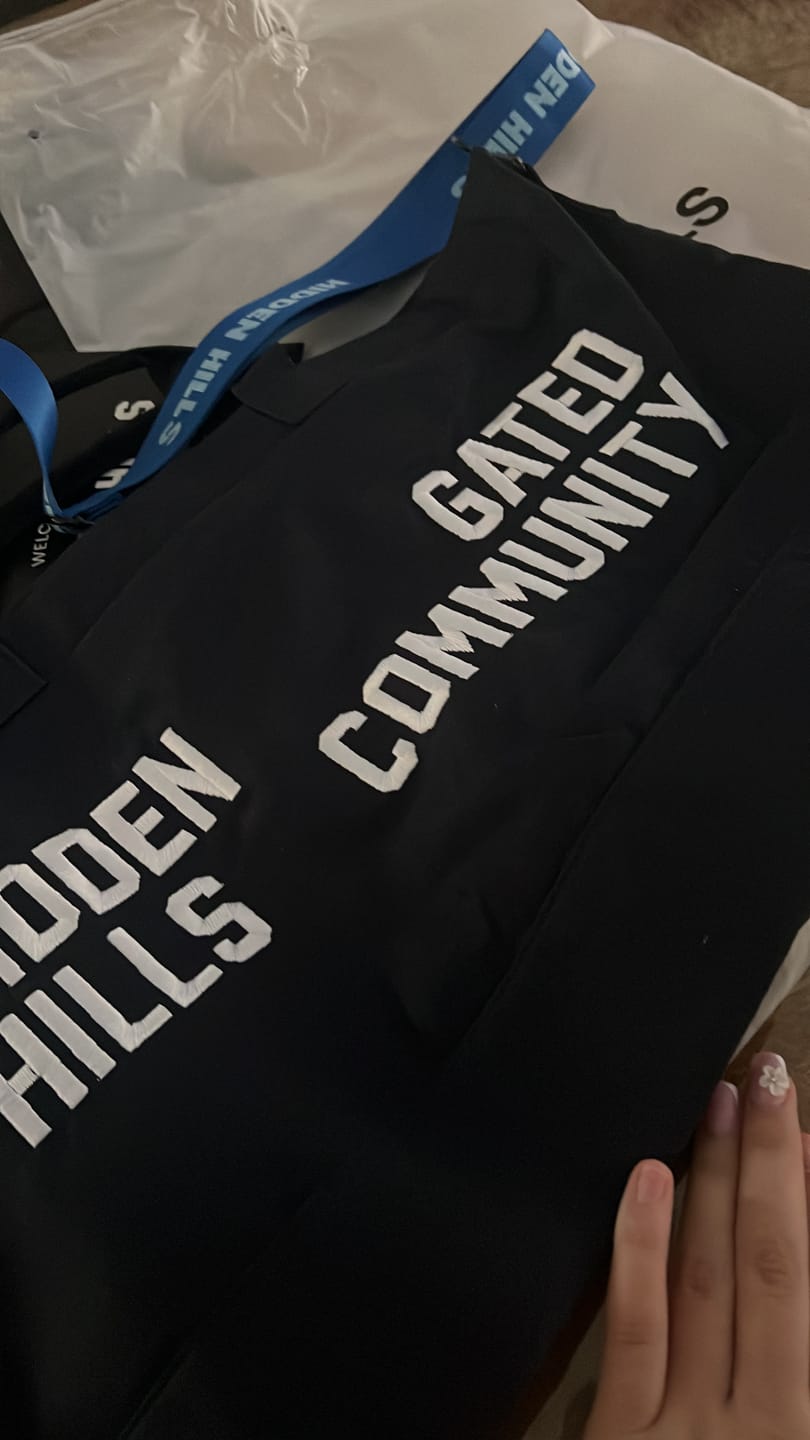 Customer photo review of GATED COMMUNITY CANVAS SHOPPER BAG