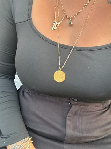 Customer photo review of Ayatul Kursi Token Halskette
