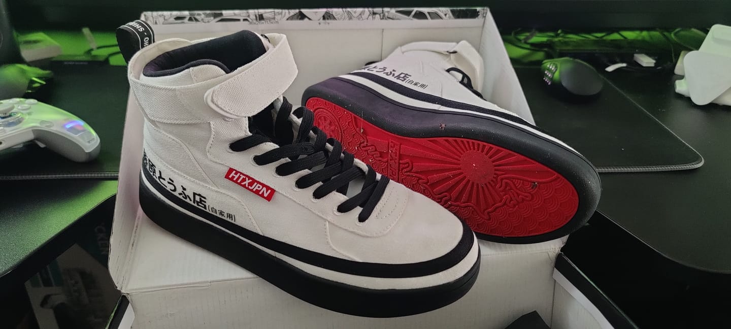 Customer photo review of HTXJPN Fuji3 High Top Sneakers