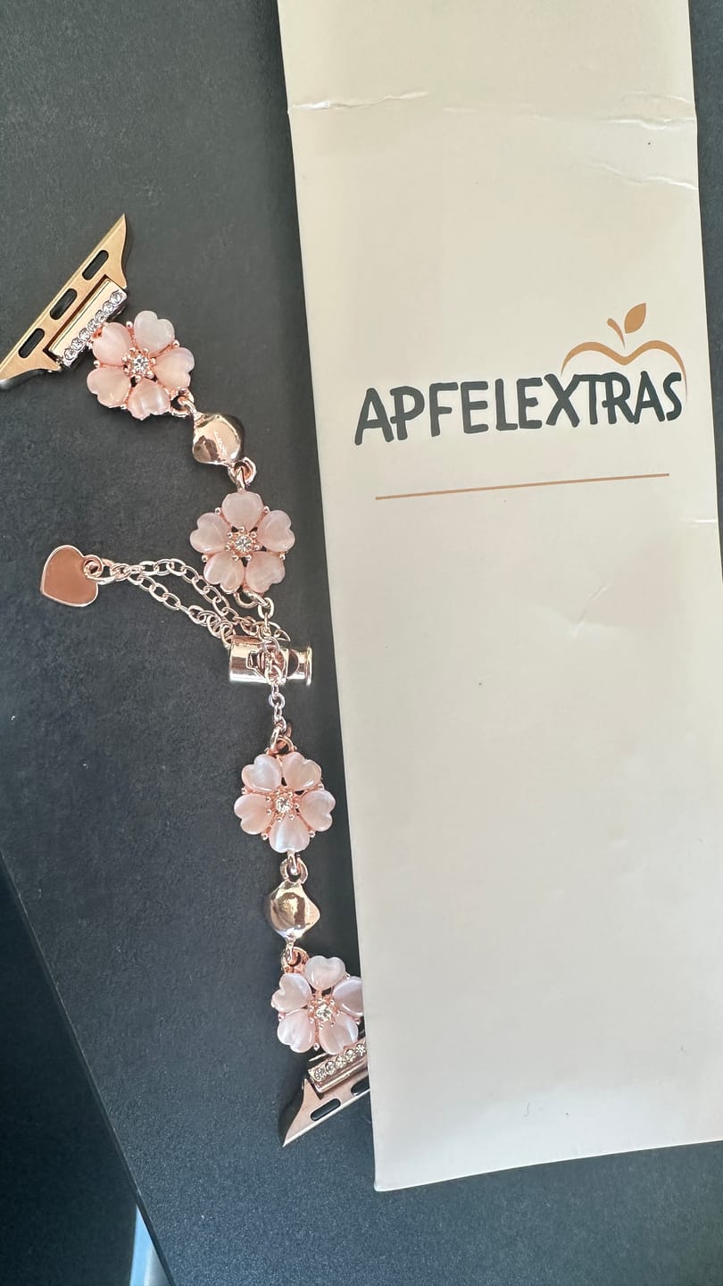 Customer photo review of NEU: Apple Watch Metallarmband "Cora"