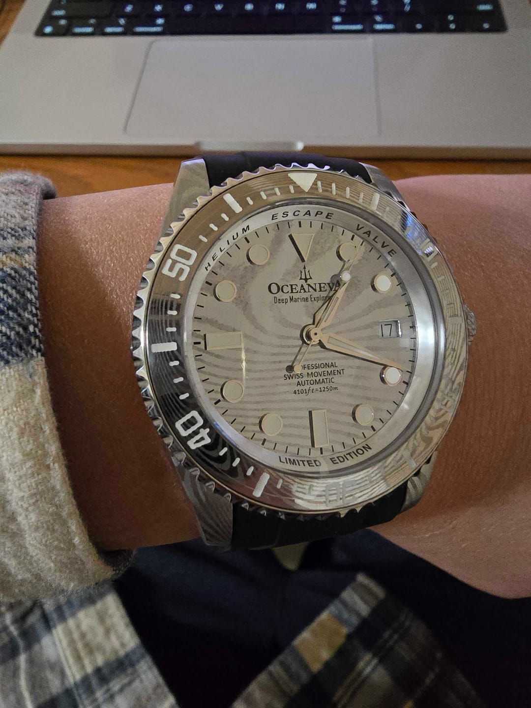 Customer photo review of Oceaneva Mens Deep Marine Explorer II Silver Damascus Steel Dial Watch Rubber Strap