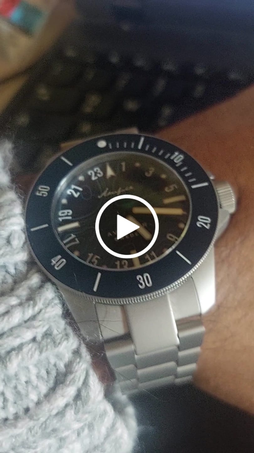 Customer video review of Aventyr 24-Hour Dull Steel