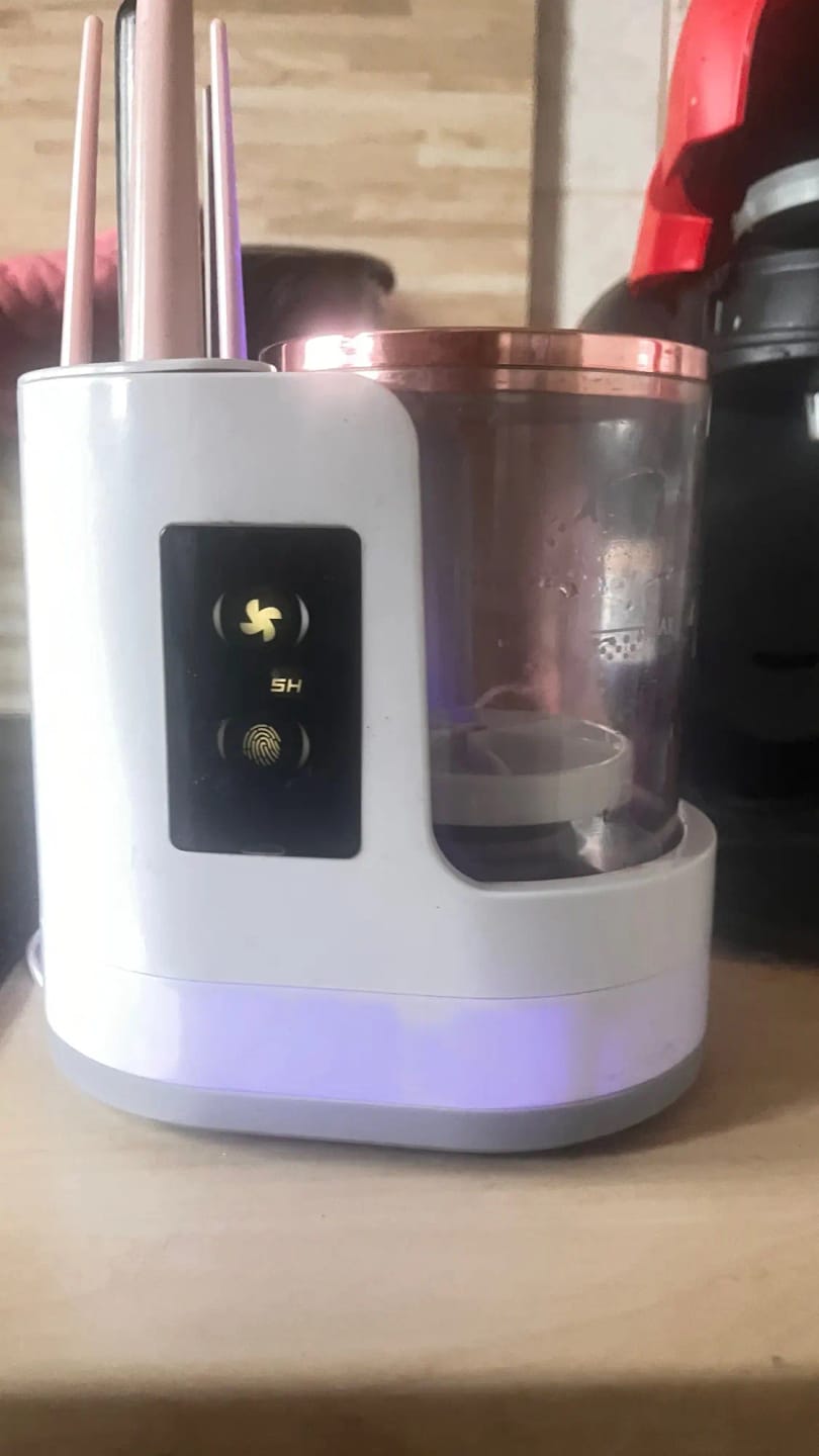 Customer photo review of Electric Brush Cleaner  Fast Clean And Dry