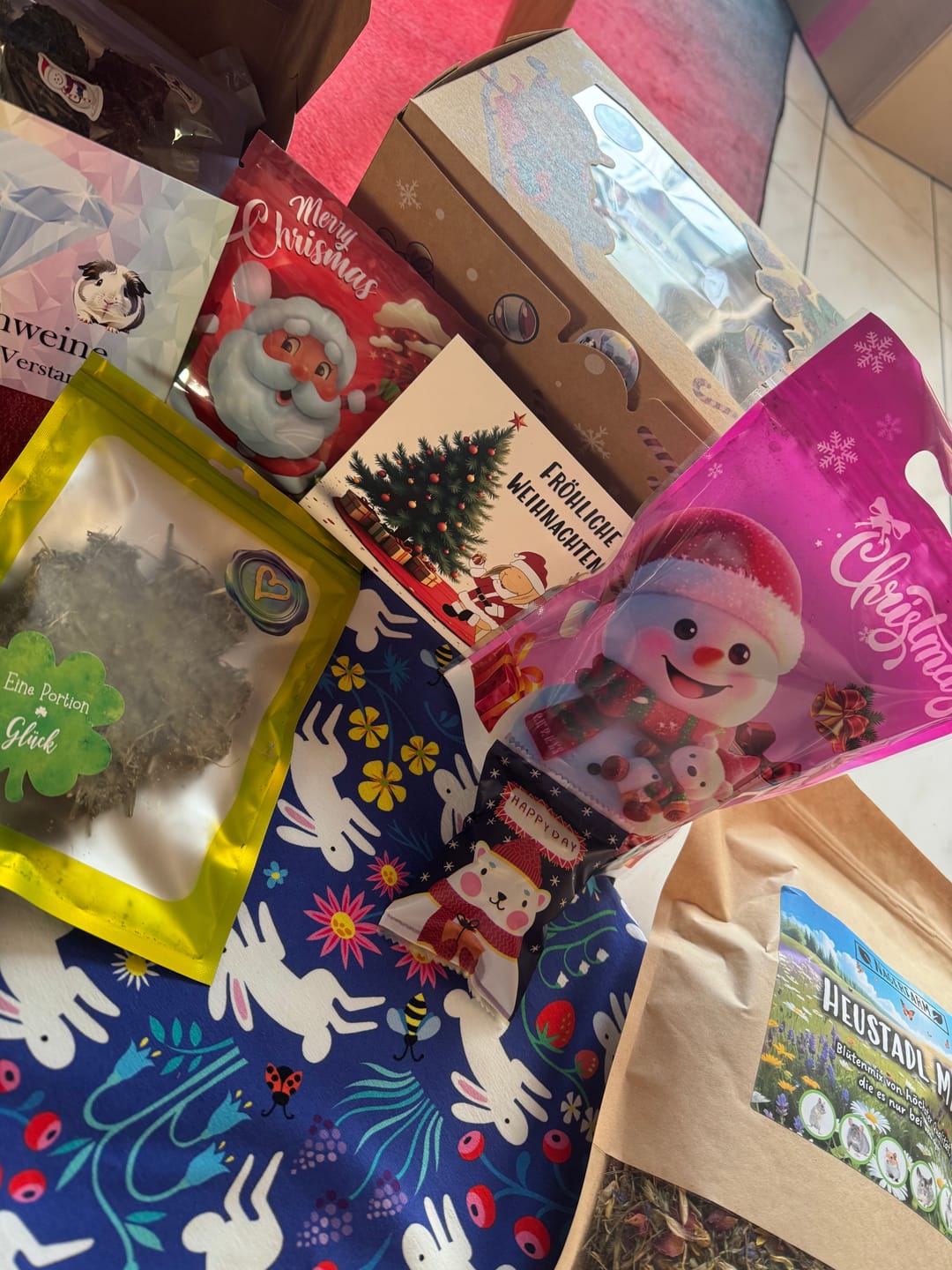 Customer photo review of Christmas Hay - Original