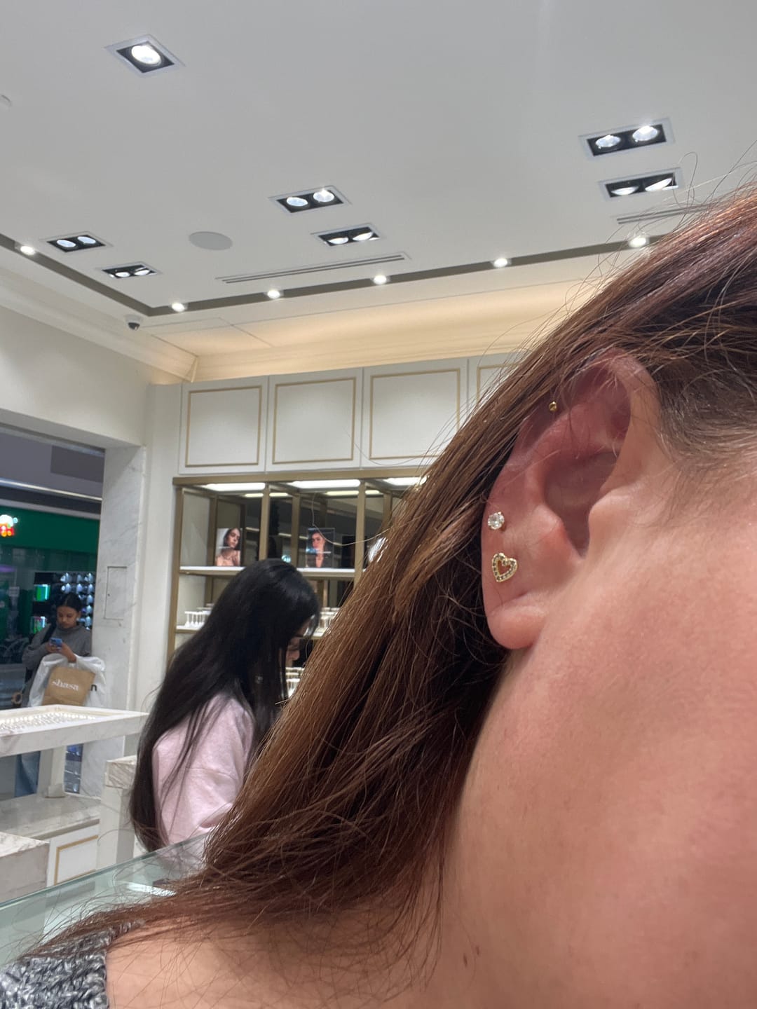 Customer photo review of Arete Dorado Acero Inoxidable Primera Perforacion