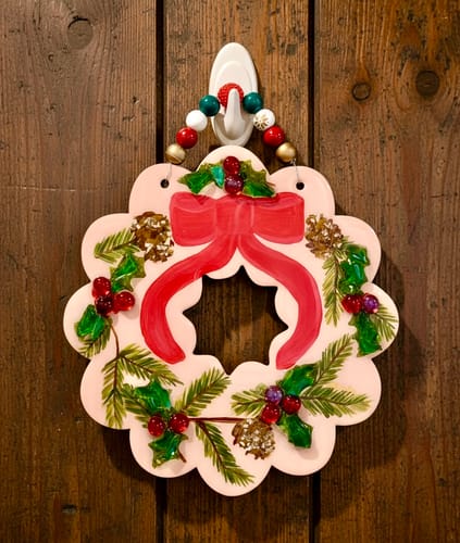 Customer photo review of Unfinished Wood Cute Wreath Shape - Christmas - Craft - up to 46" DIY