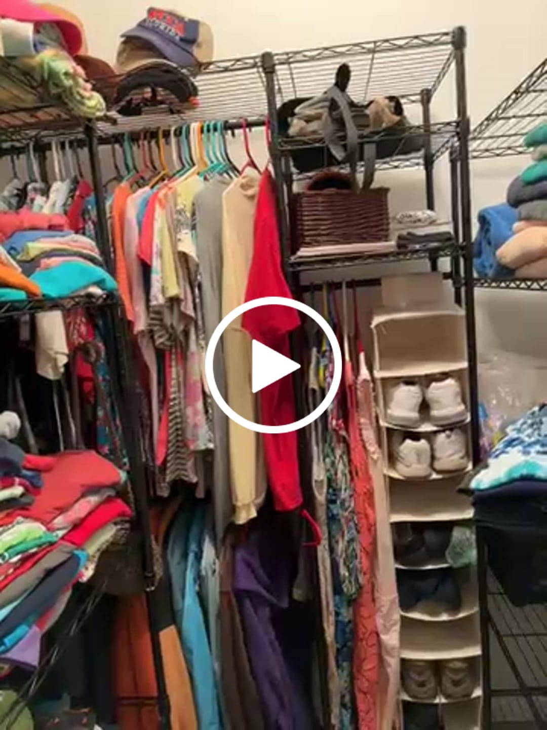 Customer video review of Raybee Heavy Duty Portable Clothes Rack With Wheels,Clothing Rack For Hanging,Garment Rack For Bedroom
