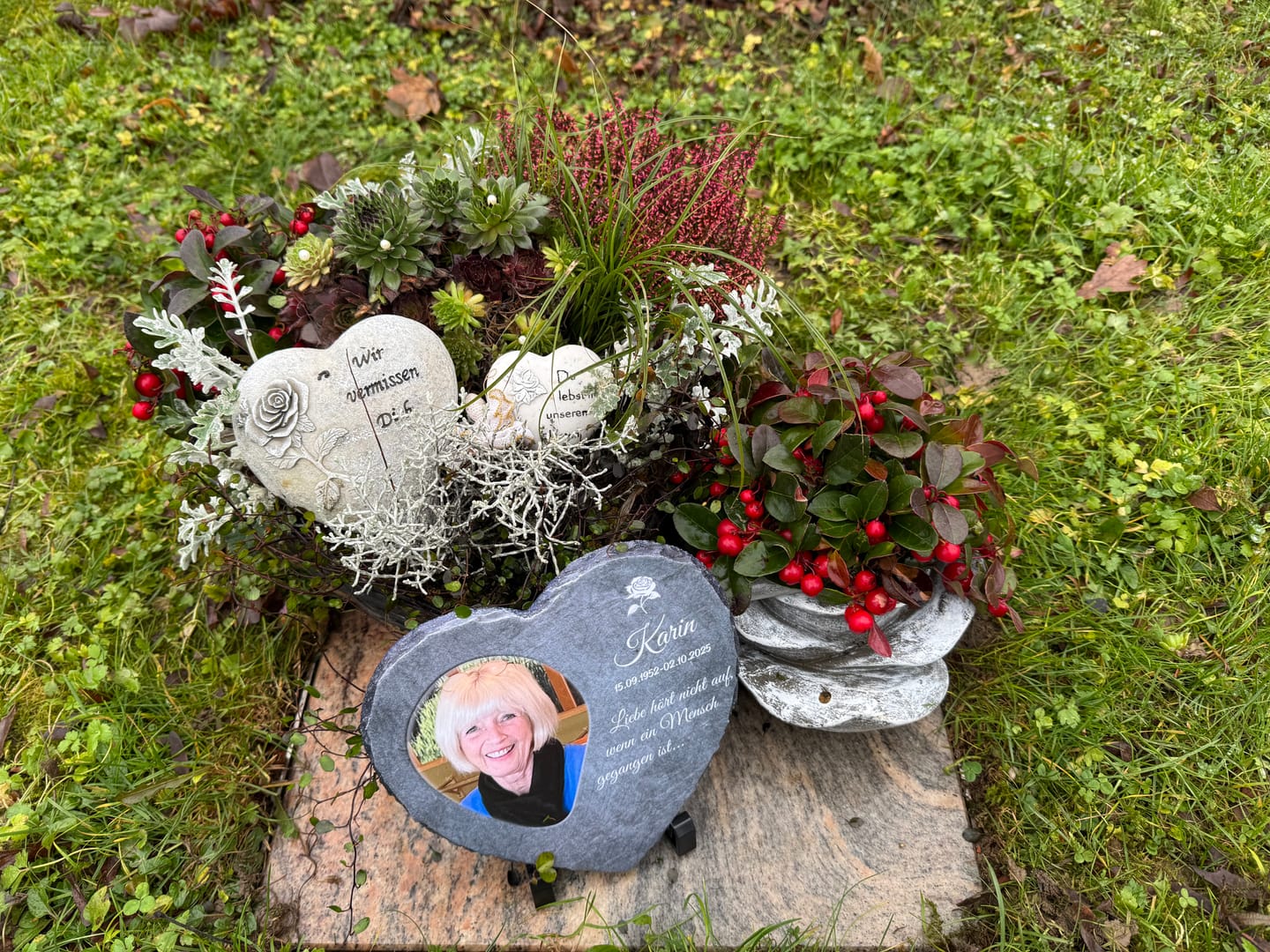 Customer photo review of Liebe hört nicht auf - Personalisiertes Schieferherz als Andenken an geliebte Verstorbene