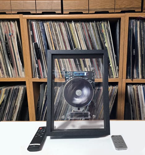 Customer photo review of M1 Music Frame CD Player