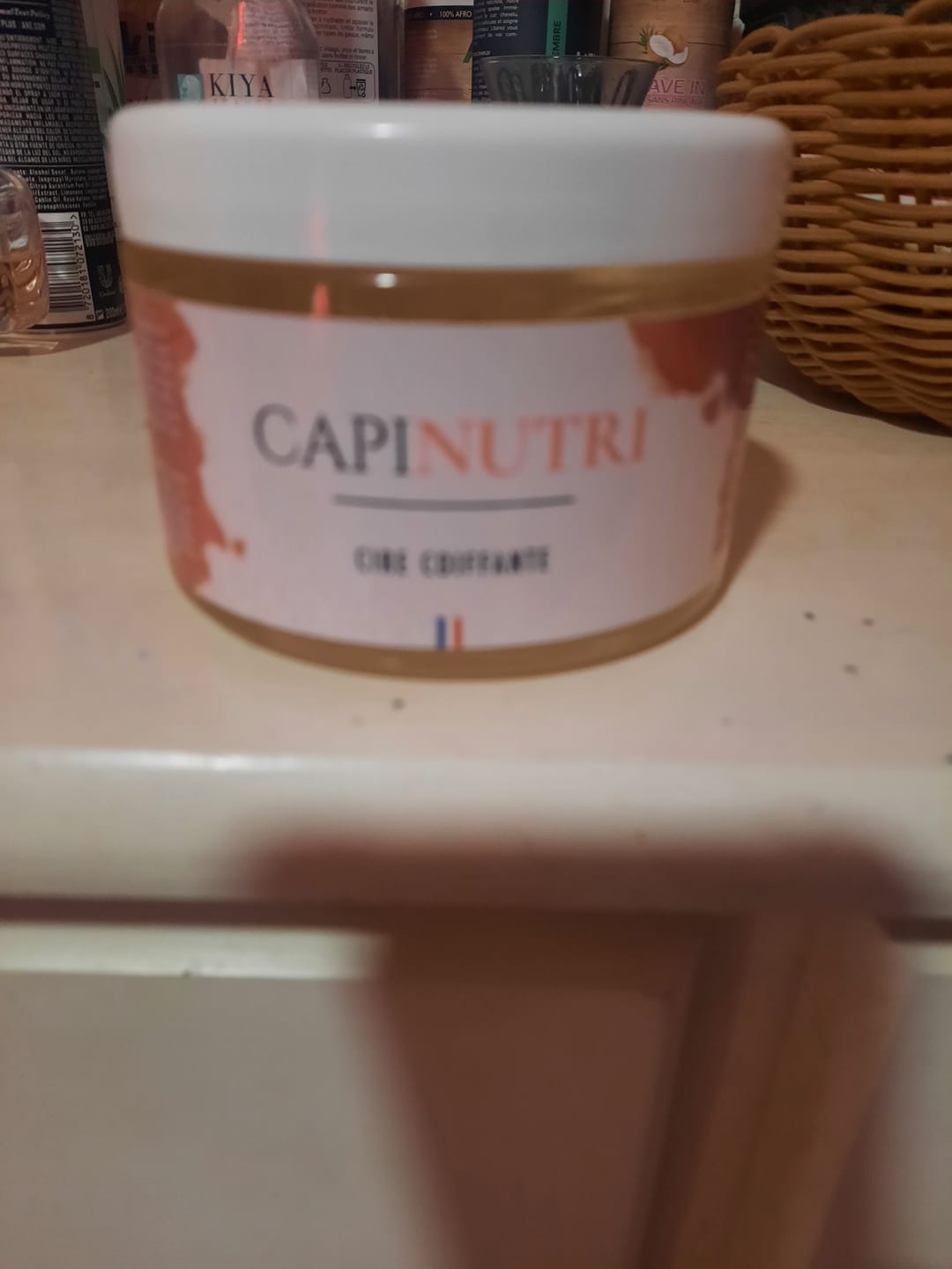 Customer photo review of Cire coiffante CAPINUTRI naturelle nourrissante sans résidus ni trace blanche