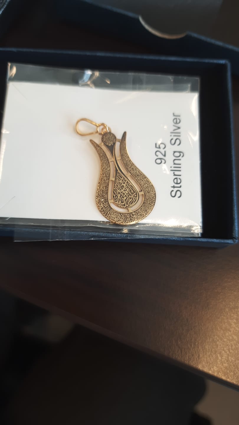 Customer photo review of Ayetel Kürsi Lale Şekilli Gümüş Kolye - Zarif İslami Takı