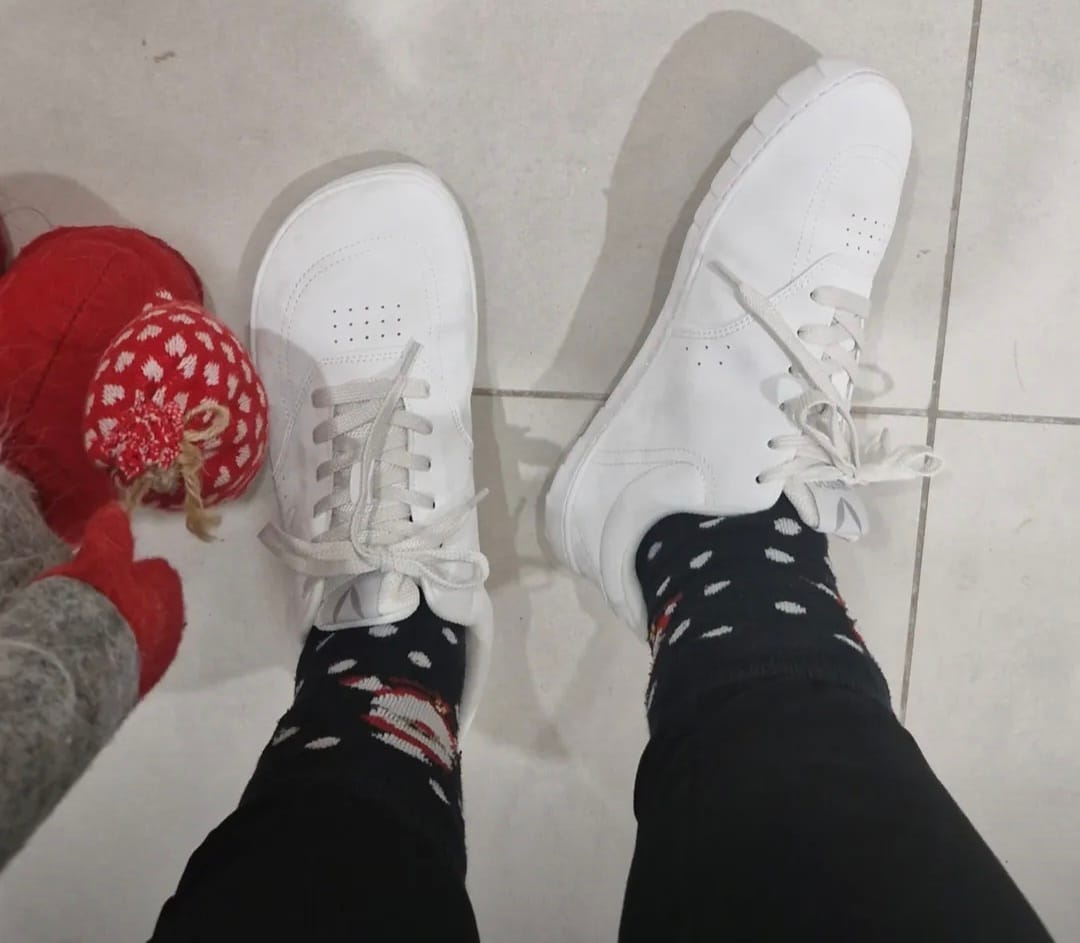 Customer photo review of Vaistoa Katu 2 -paljasjalkasneakerit
