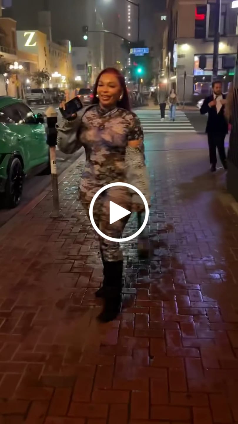Customer video review of Blue Dragon Jumpsuit