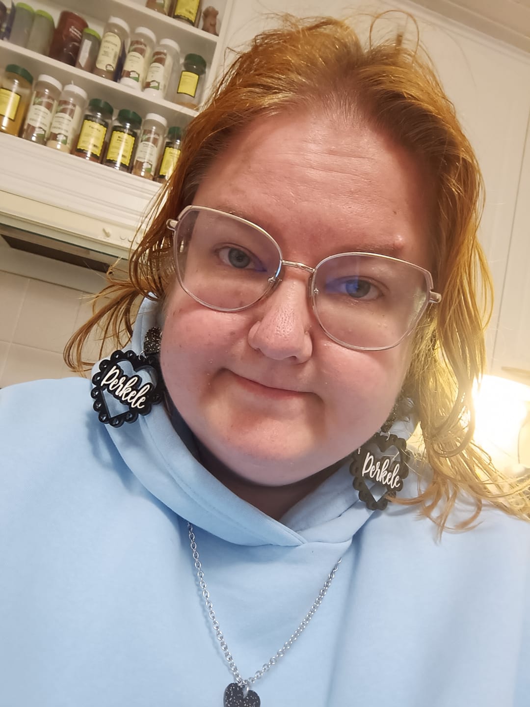 Customer photo review of Sydän korvikset omalla tekstillä