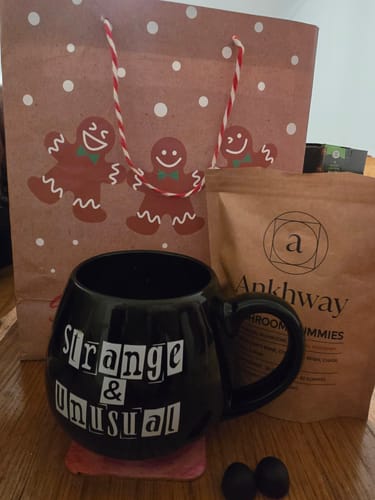 Customer photo review of 2-Month Mushroom Gummies