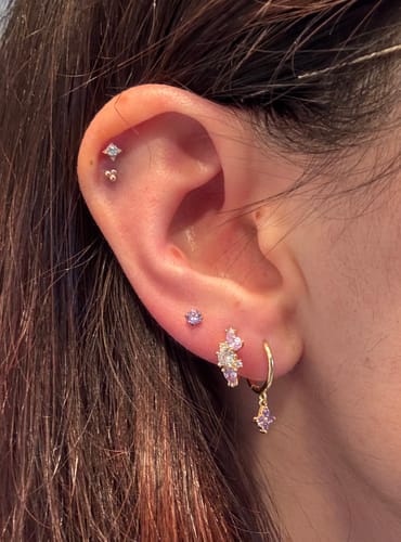 Customer photo review of Everglade Cluster Huggies Gold/Lilac