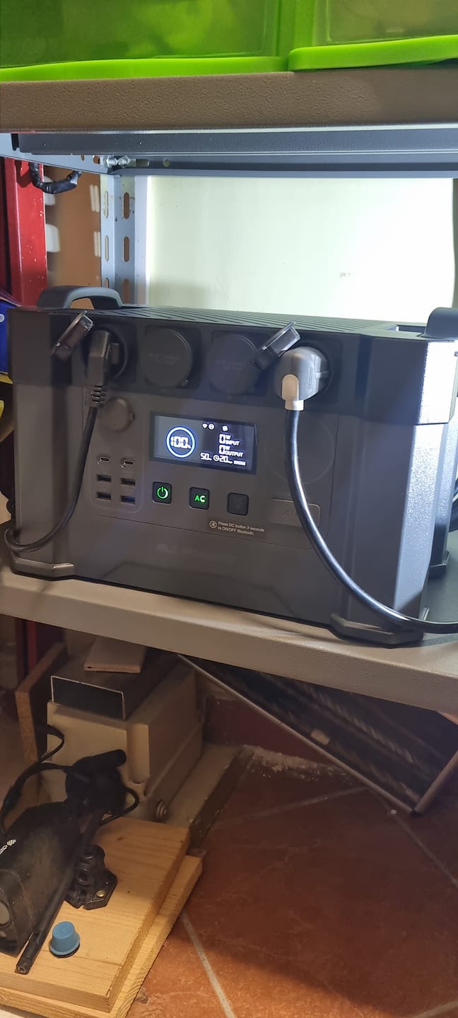 Customer photo review of ALLPOWERS S2000 Pro Power Station Portatile 2400W 1451Wh