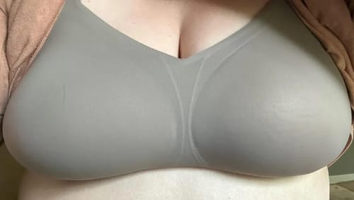 Customer photo review of Full coverage wireless bra