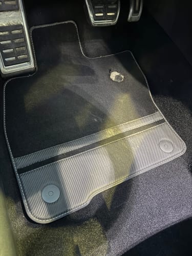 Customer photo review of Auto Fußmatten nach Maß - Komplettset