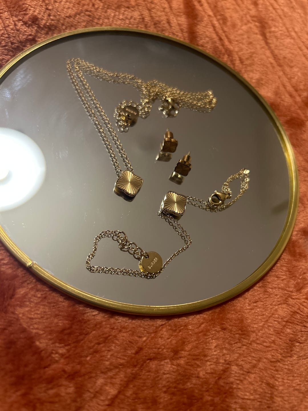 Customer photo review of Flora Gold Set