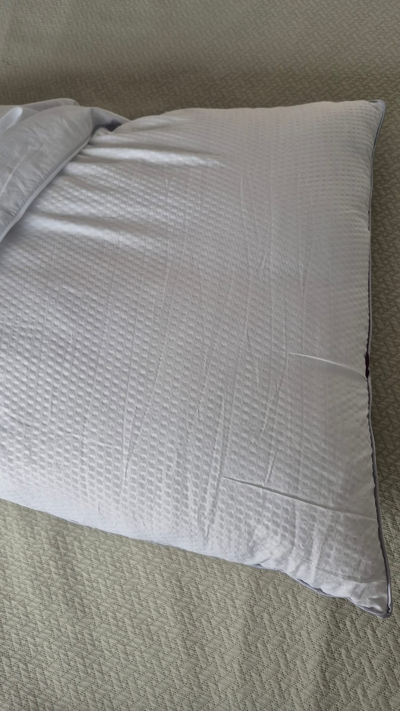 Customer photo review of Oslo IWS Hotel Pillow Collection™
