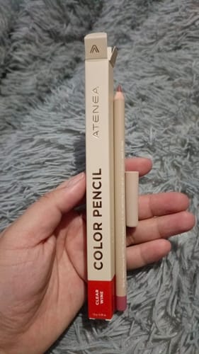 Customer photo review of LÁPIZ DELINEADOR COLOR PENCIL