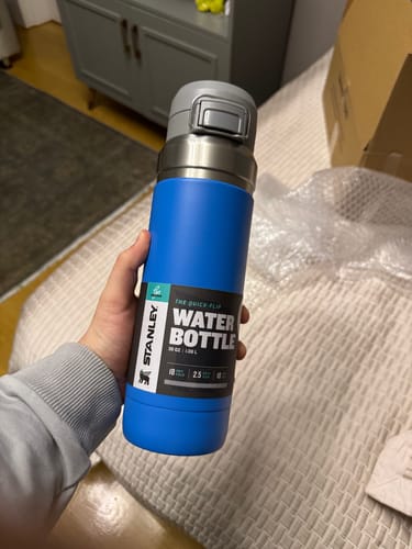 Customer photo review of Stanley The Quick Flip Su Şişesi Azure 1.06 L