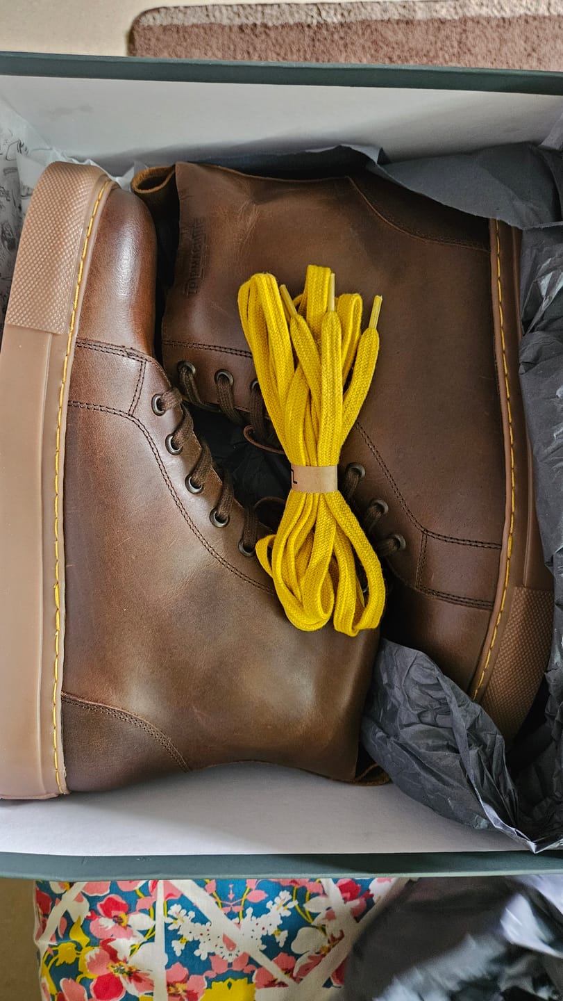 Customer photo review of esc: men's riding sneakers mocha