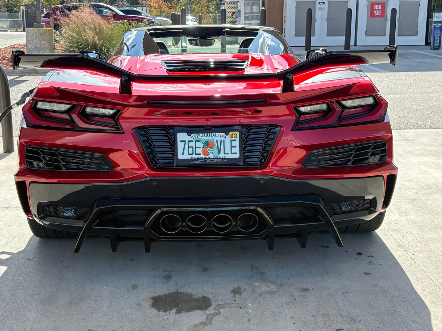 Customer photo review of 2023-Up Corvette C8 Z06 Rear Bumper Finned Diffuser