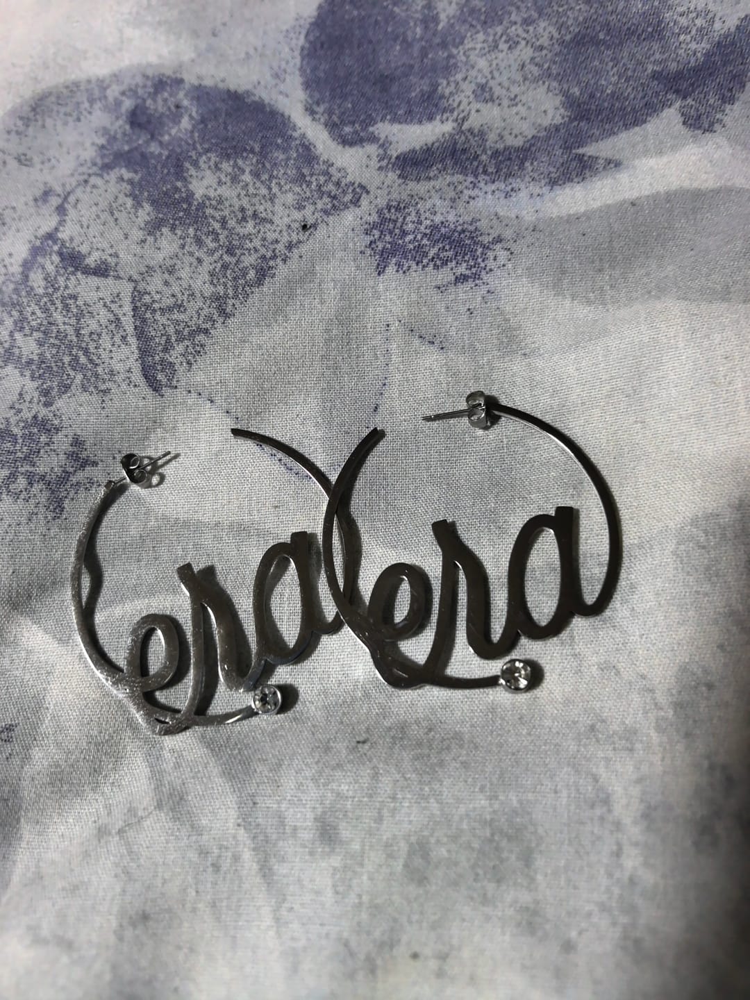 Customer photo review of Silver Era Logo Hoops