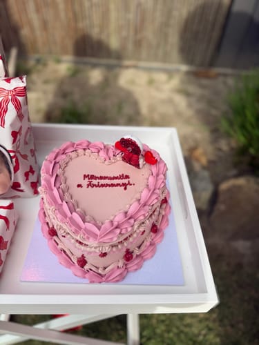 Customer photo review of scarlett