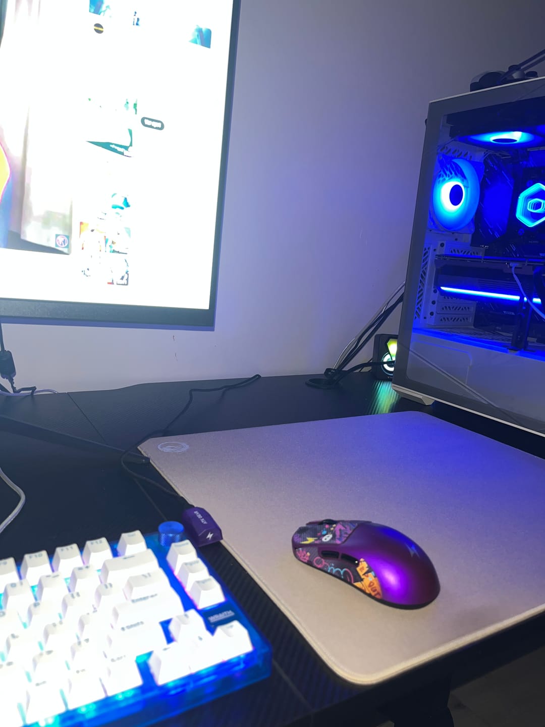 Customer photo review of ATK Blazing Sky Duckbill Wireless Mouse
