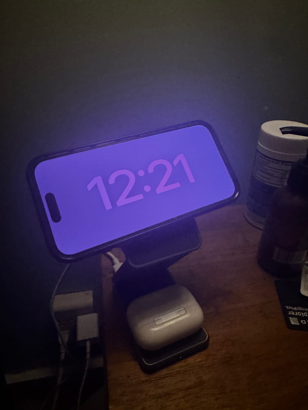 Customer photo review of MagFold Pro Qi2