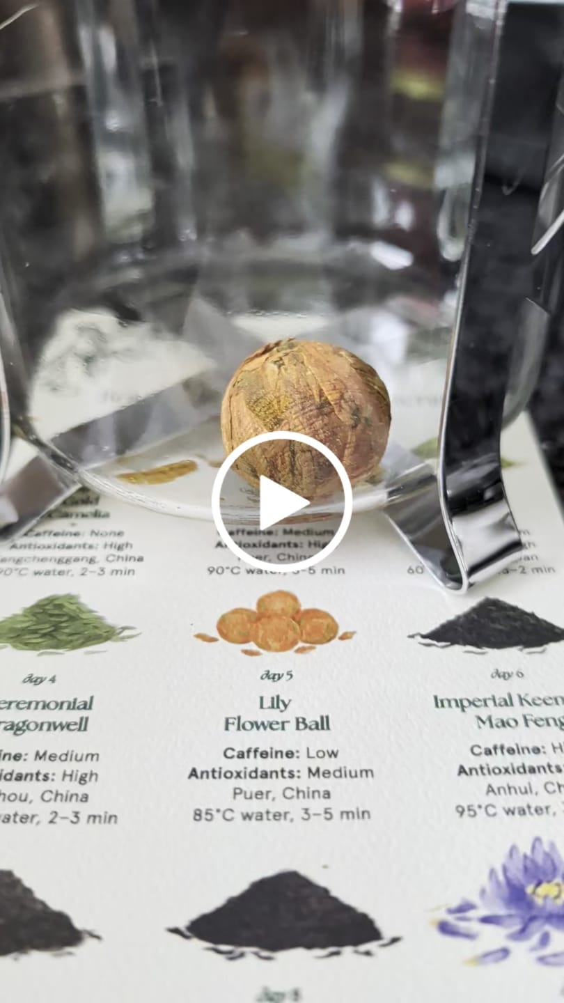 Customer video review of 2025 Royal Tea Advent Calendar