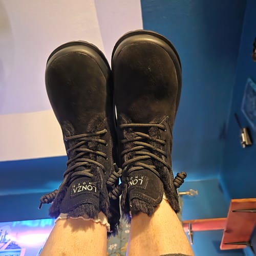 Customer photo review of Dara Black