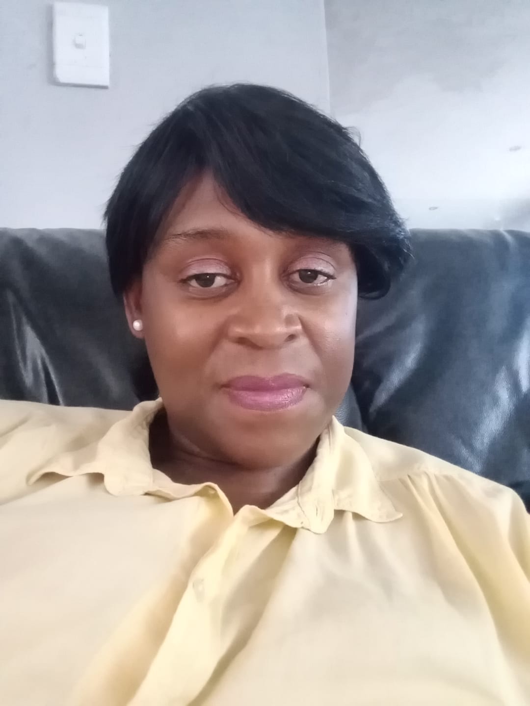 Customer photo review of Brazilian Pixie Wig - Straight