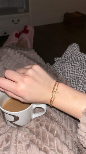 Customer photo review of CROSS BRACELET | 18K Gold