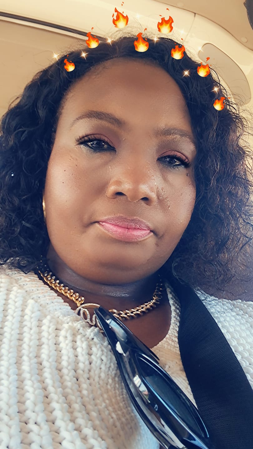 Customer photo review of Era Luxe Gold Choker