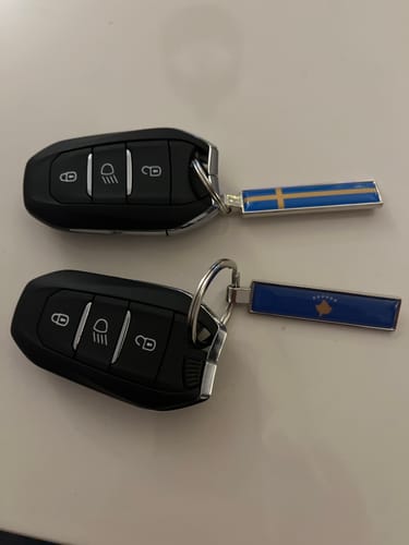 Customer photo review of Metall Schlüsselanhänger personalisiert mit Name, Text, Spruch und Foto