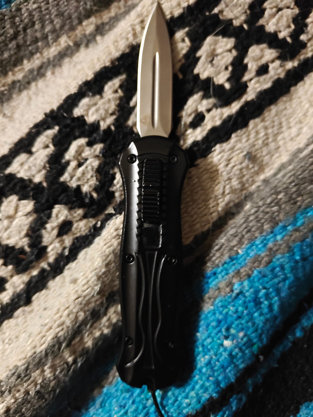 Customer photo review of VT Black Rocket Mini OTF Knife