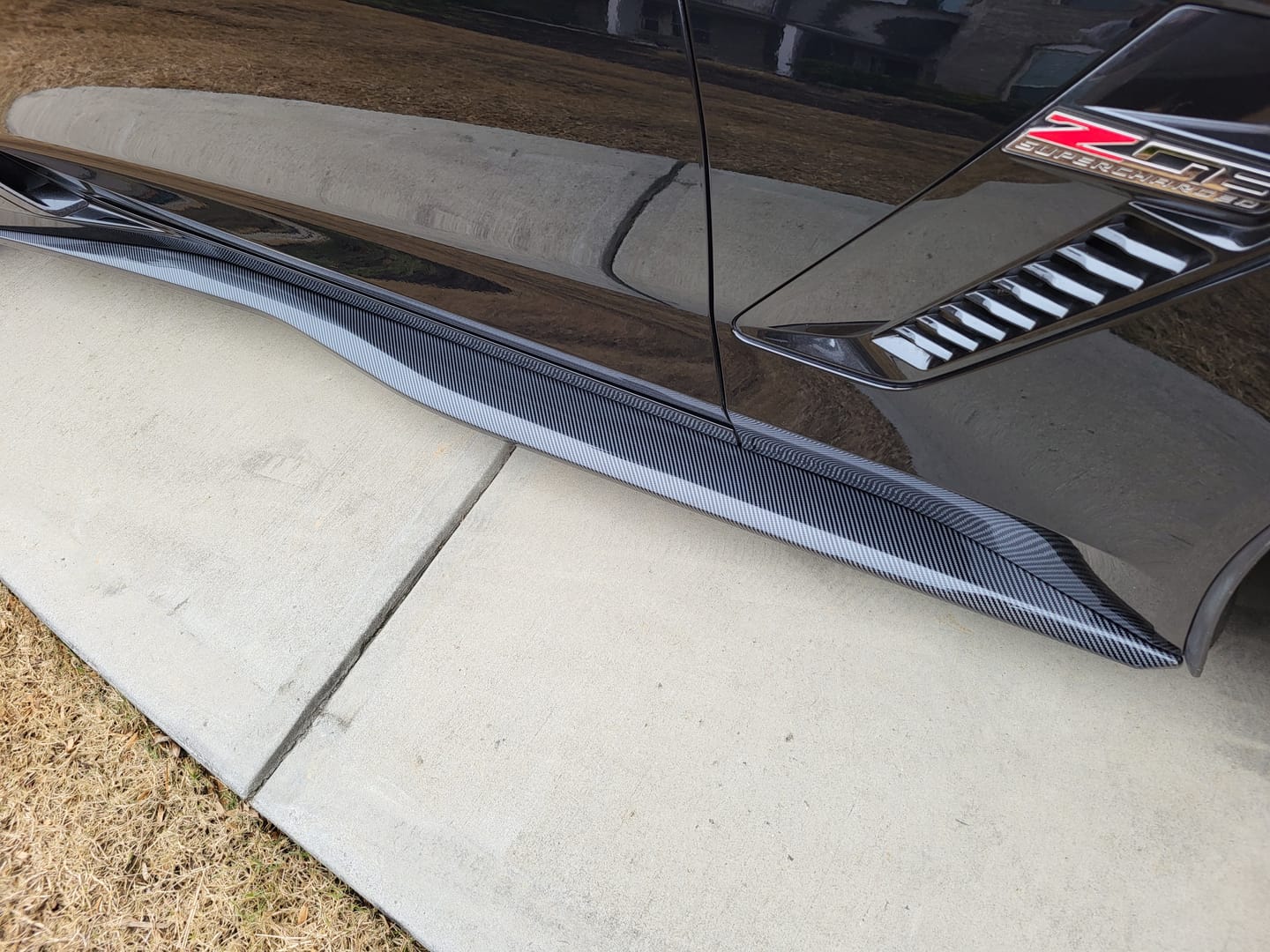 Customer photo review of Corvette C7 Z06 Conversion Side Skirts Rocker Panels