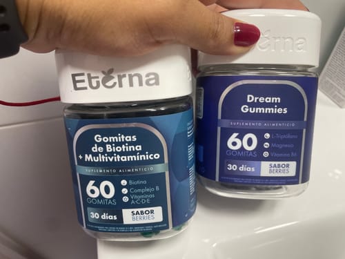 Customer photo review of Pack Multivitamínico + Dreams