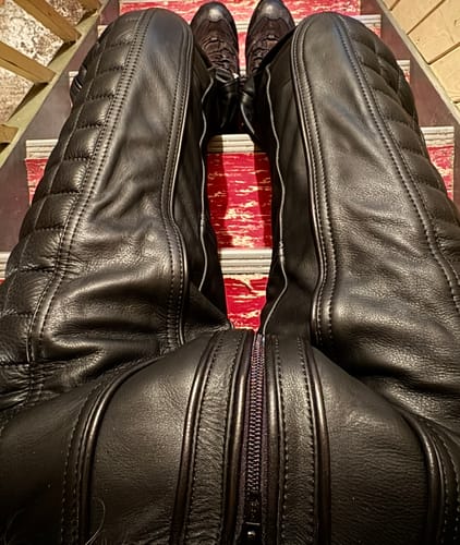 Customer photo review of Tight Fit Padded Leather Pants
