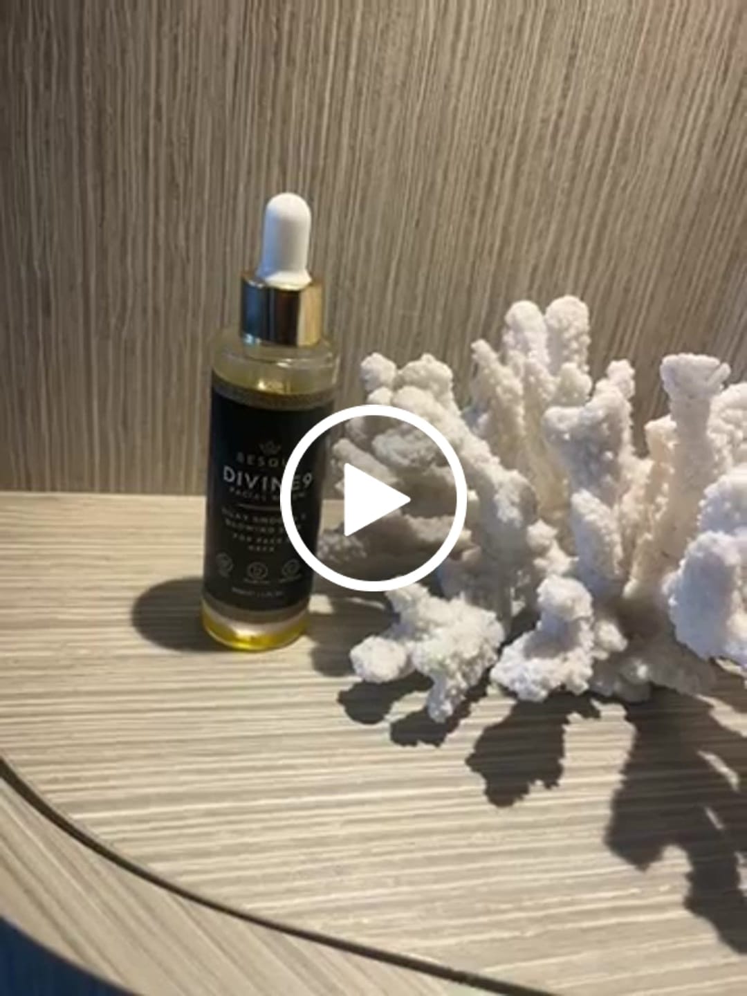 Customer video review of DIVINE9 Facial Serum