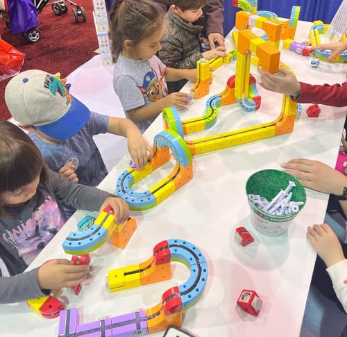 Customer photo review of מודינו רייל - רכבת מגנטית חשמלית