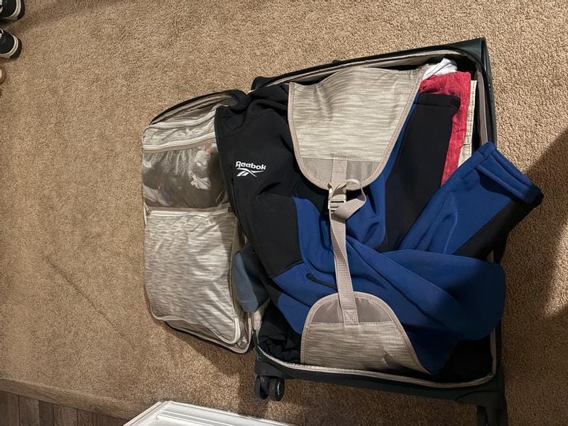 Customer photo review of Montecito 3.0 Softside Medium Check-In Expandable Spinner